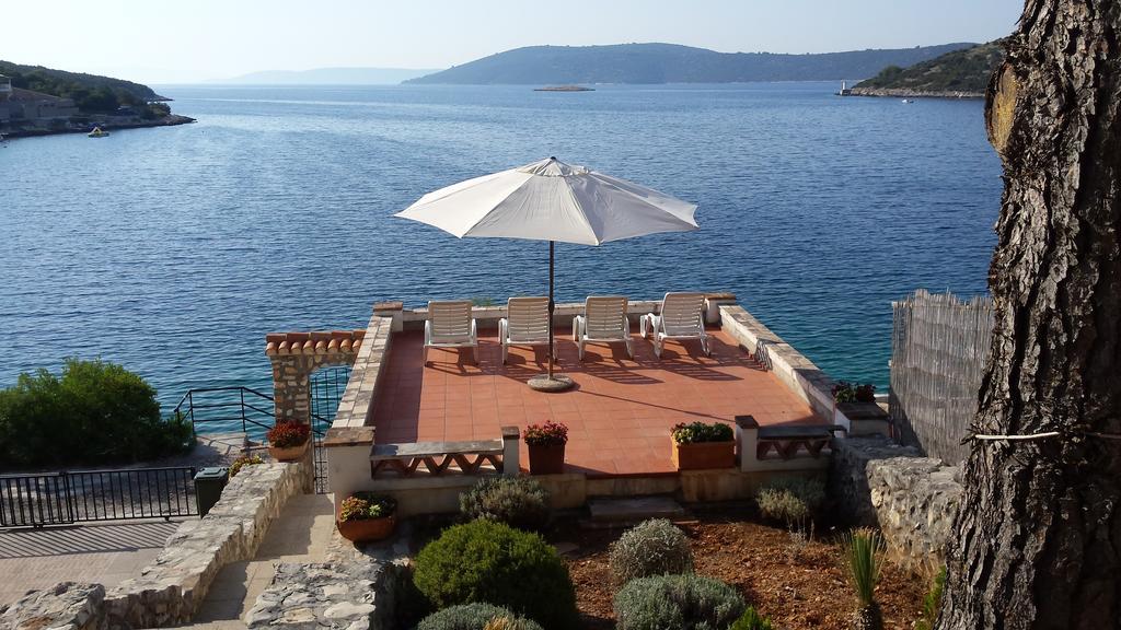 Villa Sol Vinišće Exteriör bild