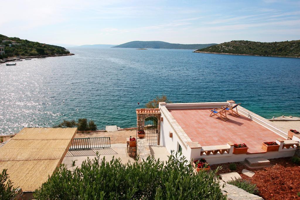 Villa Sol Vinišće Exteriör bild