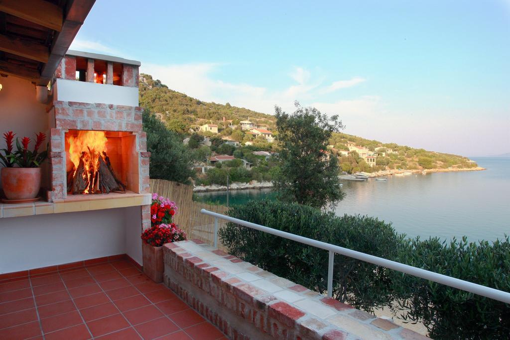 Villa Sol Vinišće Exteriör bild