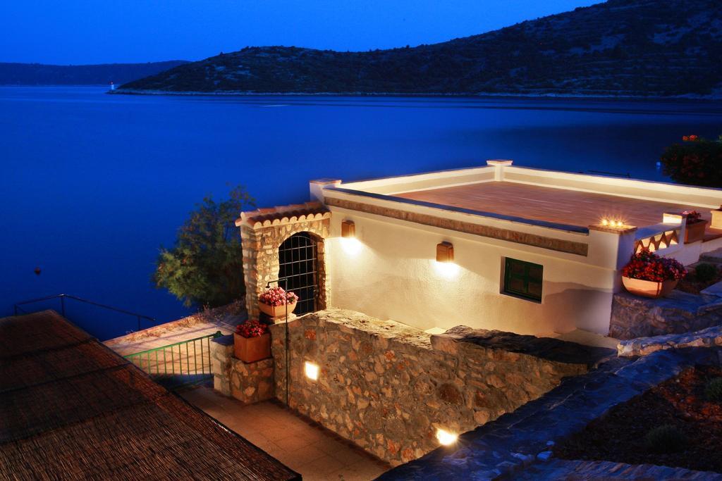 Villa Sol Vinišće Exteriör bild