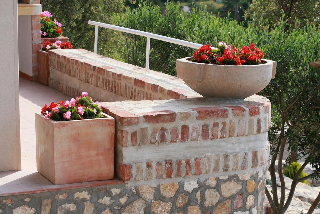 Villa Sol Vinišće Exteriör bild